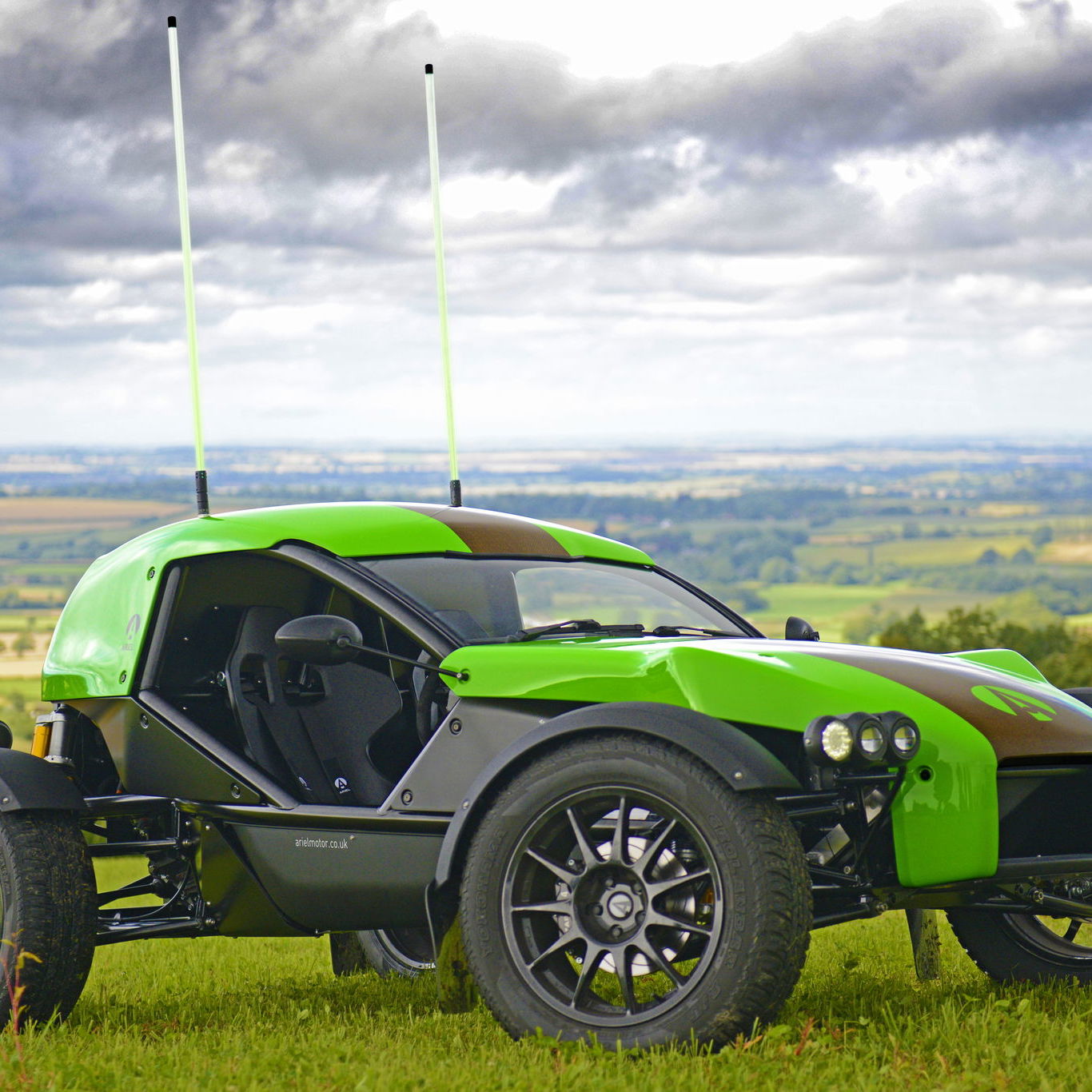 Ariel E-Nomad - front